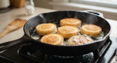 Не оладушки, а наслаждение - такие пышные и вкусные, что съедаются за минуту: как их готовлю - 7 маленьких хитростей
