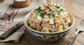 Беру картофель и рыбные консервы - шикарный салат готов: вкусный и сытный, не стыдно поставить и на праздничный стол