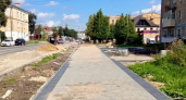 В Александрове завершают укладку плитки на обновлённой улице Ленина