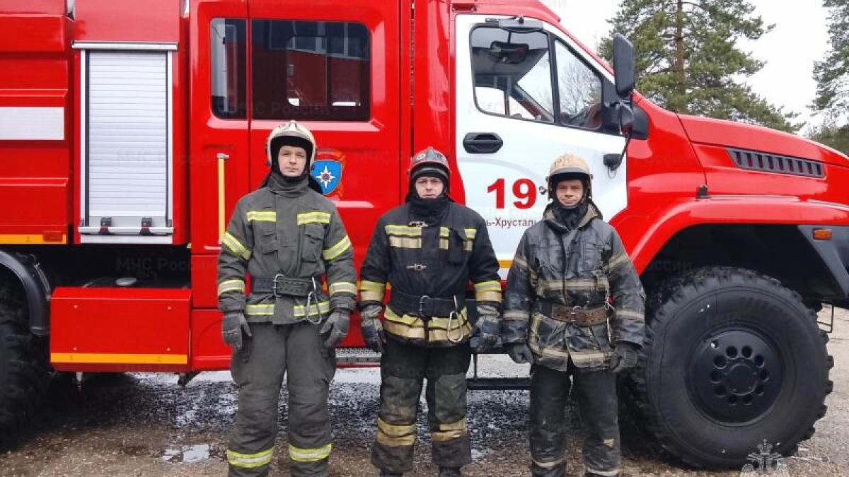 Пожарные спасли пять домов от огня во Владимирской области: жители написали письмо с благодарностью в МЧС