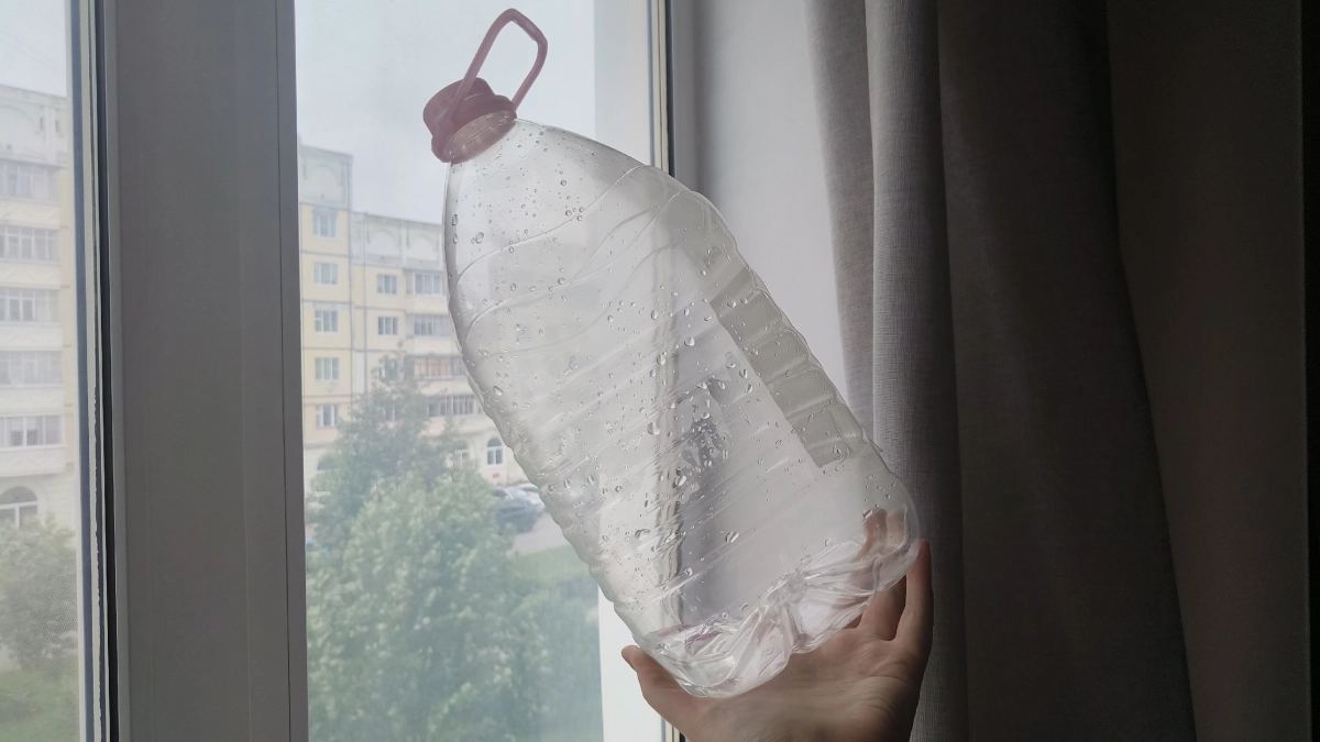 Пластиковые бутылки - не мусор, а сокровище: делаю из них умный парник - 3 проверенные конструкции