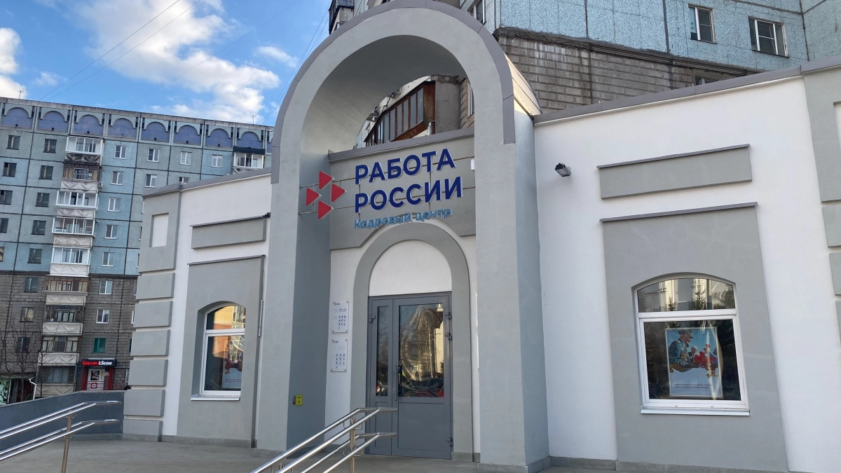 Во Владимирской области летом трудоустроят 4 тысячи подростков через Кадровый центр